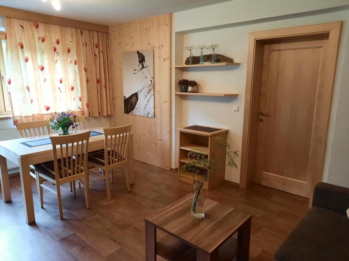 Haus Untergand Apartment Санкт Антон ам Арлберг Екстериор снимка